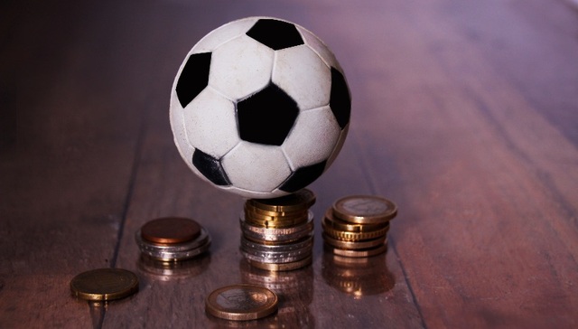 俱乐部欠薪、球队弃赛，年关的中超联赛不太平