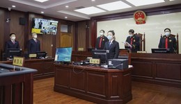 鹤岗原市长梁成军四罪并罚被判死缓：侵吞公款1.01亿元，曾被批“五毒俱全”