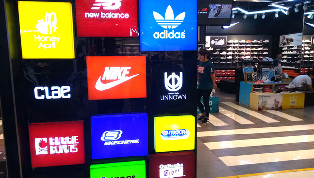 运动品牌这一年：市场饱和，细分为王|回望2022②