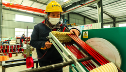 前11個(gè)月工業(yè)利潤同比下降3.6%，鋼鐵、石油行業(yè)利潤同比降幅較大