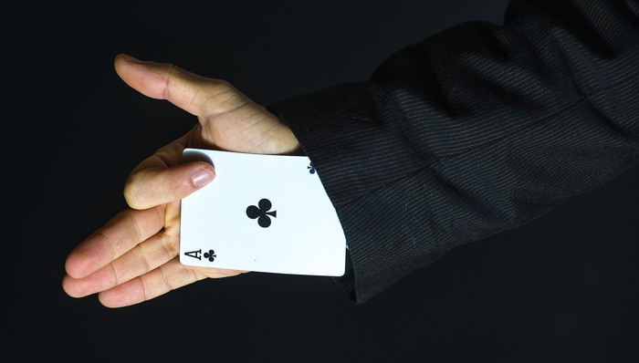 特大考试作弊案涉及超两千人，作弊考生是否触犯法律？