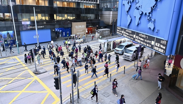 Hong Kong hospitals under pressure ahead of border reopening