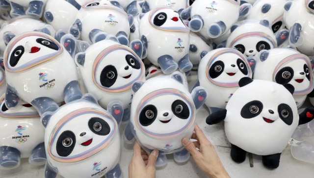 冰墩墩,冬奥会,兔年,航天服,兔墩墩,虎墩墩,顶流,兔爷,雪容融,金墩墩