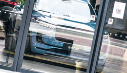 新能源汽车赛道年成交额巨降9.44万亿，总市值蒸发2.19万亿