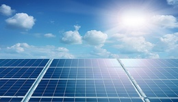 硅业分会恢复多晶硅报价，价格距高点跌了四成多