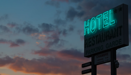 藤原浩聯(lián)名安縵客房，2萬一晚還搶不到，IP合作又真香了？