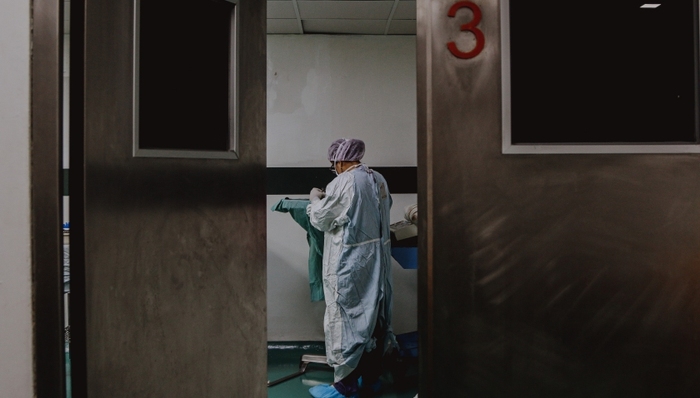 新冠病毒感染,疫情防控,重症