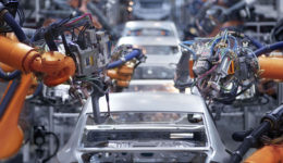 特斯拉大降价，小米造车尴尬