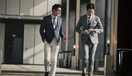 靠投资赚了400亿的“中国巴菲特”， 救了前服装首富