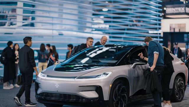 管理层大换血之后，贾跃亭的法拉第未来又一次陷入退市风波