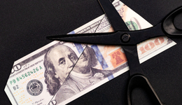 A股再現(xiàn)天價離婚案，誰主70億果鏈“夫妻店”？