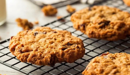 再热闹的年货潮，都没留给新烘焙一席之地