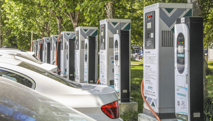 车主们注意了！商业车险自主定价系数浮动范围扩大，保费会下降吗？