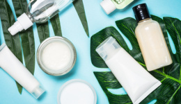 化妝品制假售假成產(chǎn)業(yè)鏈，代表建議完善跨區(qū)域執(zhí)法保護(hù)協(xié)作機(jī)制、加大處罰力度 | 上海兩會(huì)