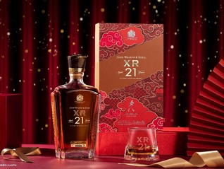 尊尼获加珍选 X·R 21 推出新年限定礼盒，以“鸿运手提袋”开启新年好运 | 发现新酿