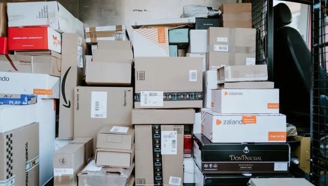 顺丰,韵达,快递,电商,消费