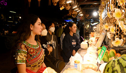 西双版纳旅游火爆，春节经济型酒店价格上千元！