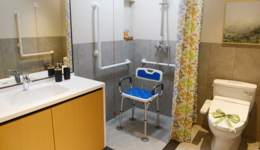 上海老年人口超540萬，代表建議重點(diǎn)扶持適老化產(chǎn)業(yè)發(fā)展 ｜ 上海兩會(huì)