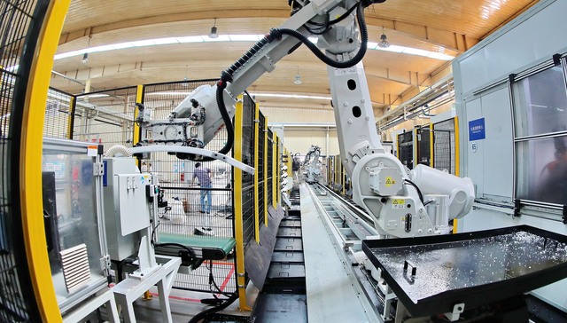 地方两会,增长目标,扩内需