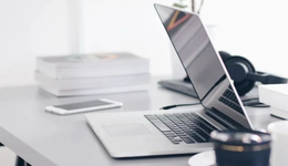 2022四季度全球PC出货量下降近三成，戴尔领跌苹果领跑