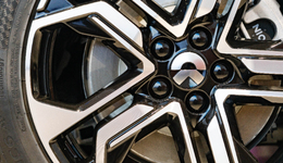 特斯拉华为降价，“蔚小理”还能挺多久？