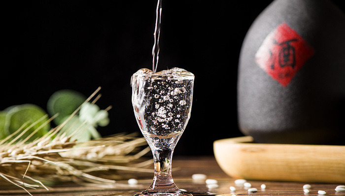 五连板泰永长征称“酒企借壳”传闻不实，控股股东仍在减持窗口期