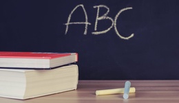 好未来Q3：营收2.3亿美元，季度净亏损收窄