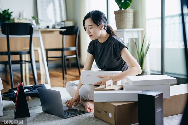 社区团购春节不打烊，我把新年新衣卖给邻居