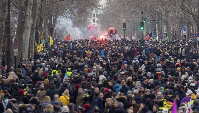 法国,百万人,罢工,游行,退休