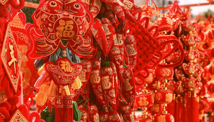 互联网大厂,春晚,降本增效,营销策略,加班,