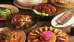 年夜飯預(yù)制菜“卷”起來，味知香、千味央廚房誰是“硬菜”？