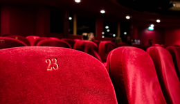 赛场面、拼口碑、比玩法，春节档宣发各显神通