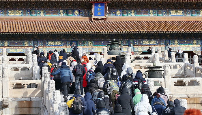 春节旅游火热，多地景区门票售罄、开启限流