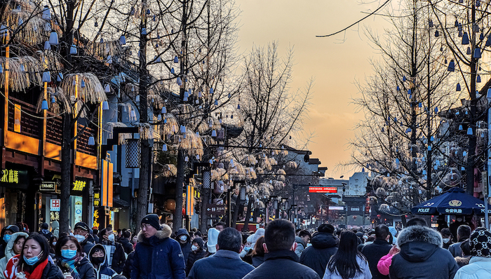 马亮：扎堆式旅游何时休？游客要理性，景区更应强化能力建设