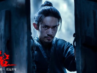 个人意见 | 《满江红》：调配老辣的商业大餐，仍难称佳作