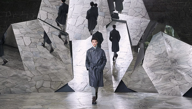 爱马仕2023冬季男装系列打造冲突感，FENDI 2023春夏高级定制系列诠释随性优雅 | 是日美好事物