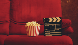 票房史上第二，系統(tǒng)被擠宕機，67億春節(jié)檔激活電影行業(yè)？