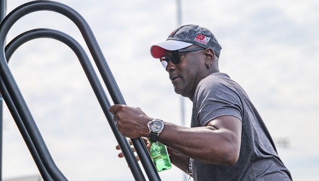 2022年乔丹从耐克赚取2.5亿美元，飞人远离球场仍是商业合作典范