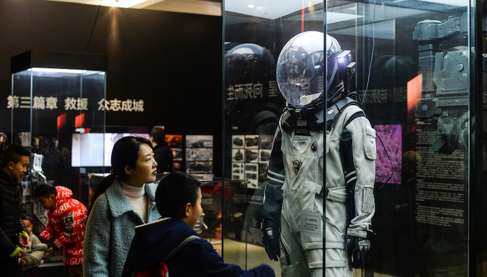 太空移民并不困难，这里有一份技术规划路线图丨书摘