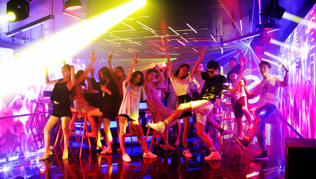 吴海：希望做个受人们尊重的KTV的小老板｜在春天许一个愿望⑩