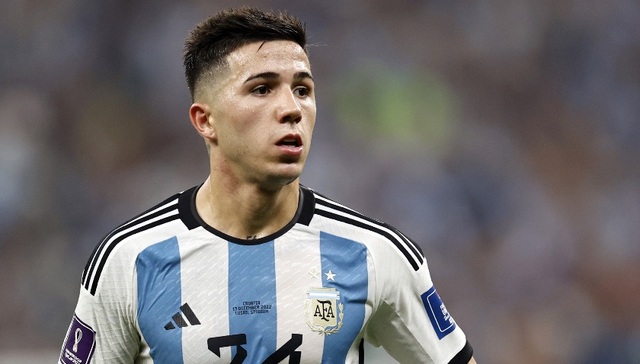 世界杯冠军抬身价造英超标王，切尔西豪掷近3.3亿欧元傲视足坛