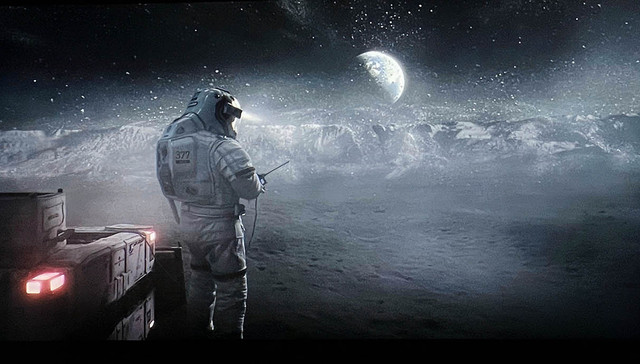 《流浪地球2》所牺牲的，不仅仅是月亮