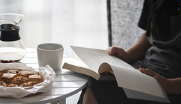 我們與痛苦的關系，透露出我們生活在一個怎樣的社會  | 一周新書推薦