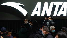 安踏換帥，F(xiàn)ILA陷負(fù)增長，丁世忠該如何“解局”？