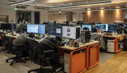 调休“掏空”打工人