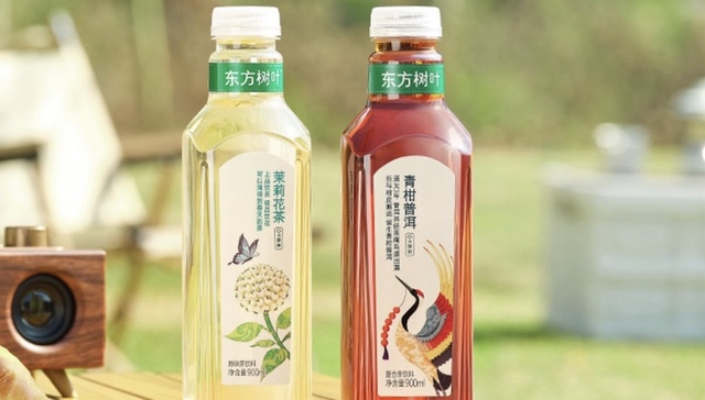 农夫山泉东方树叶推出大瓶装，可能是看到了这个消费趋势