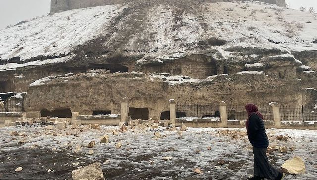 七级强震再袭土耳其，千年古堡严重受损