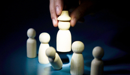 大厂开年抓考勤