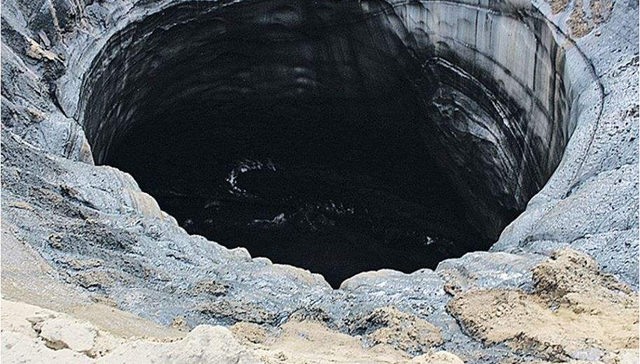 27天内收3封监管关注函，潮汕房企皇庭国际自曝面临债务违约风险