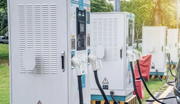 新能源充电桩：特来电、小鹏汽车加速跑